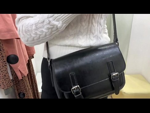 ❤️ Openbare masturbasie van jong teef FeralBerry met 'n dildo in die paskamer Fok video  by porn af.massagecenter-yalta.ru ﹏