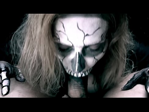 ❤️ Demoon meisie suig haan met haar swart mond en sluk cum. Fok video  by porn af.massagecenter-yalta.ru ﹏